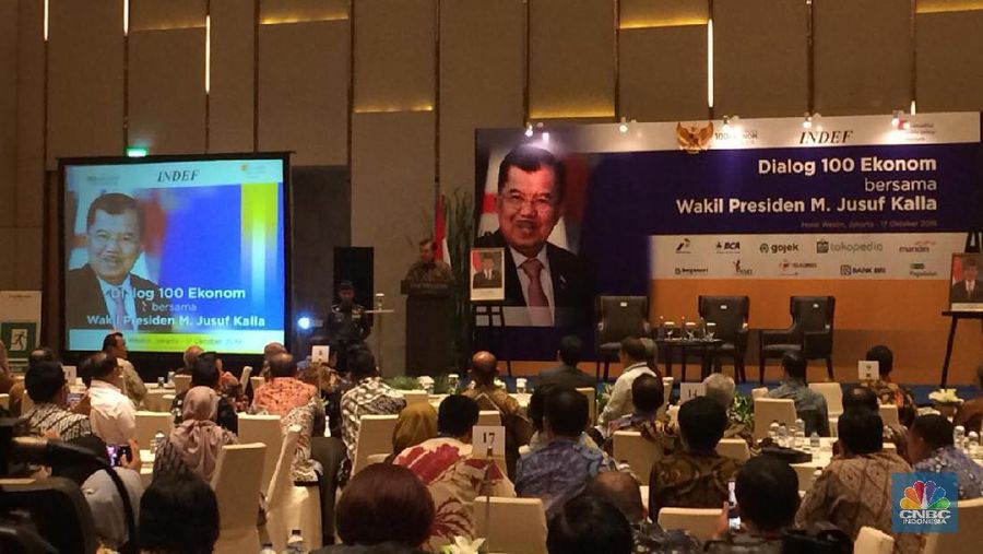 Wakil Presiden RI Jusuf Kalla (JK) menjadi pembicara kunci dalam dialog bersama dengan 100 ekonom.