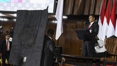Sejumlah persiapan dilakukan jelang pelantikan presiden dan wakil presiden Joko Widodo dan Ma'ruf Amin, Minggu, 20 Oktober mendatang. ANTARA FOTO/Muhammad Adimaja/aww.