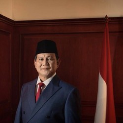 Prabowo Minta TNI Segera Angkut Alat Kesehatan dari China
