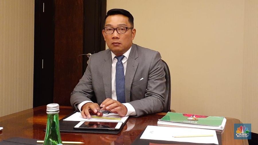 Gubernur Jawa Barat Ridwan Kamil menyampaikan perusahaan ritel online dunia akan masuk ke RI.