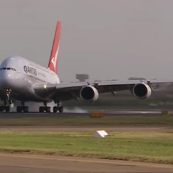 'Penerbangan Hantu' Bikin Geger di Australia, Ada Apa?