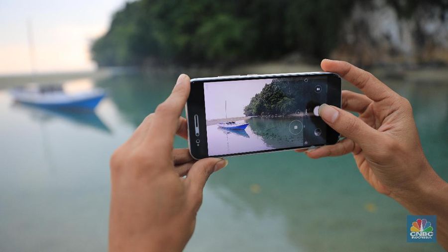 Sungai Tamborasi ini dinobati sebagai sungai terpendek di Dunia karena ukurannya yang pendek. WorldAtlas memasukan sungai ini sebagai sungai terpendek di dunia.