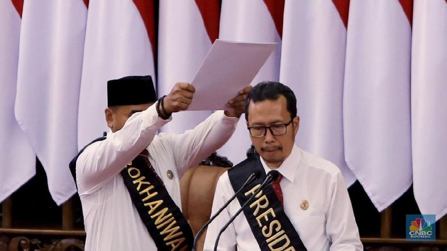 MPR menggelar gladi resik sebagai persiapan akhir pelantikan presiden dan wakil presiden terpilih.