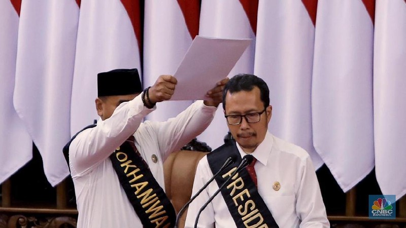 MPR menggelar gladi resik sebagai persiapan akhir pelantikan presiden dan wakil presiden terpilih.