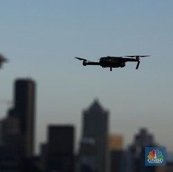 Pakai Drone, Malaysia Cek Suhu Warga dari Ketinggian 20 Meter