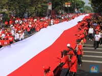Jokowi Dilantik, Relawan Kibarkan Bendera Sepanjang 200 Meter