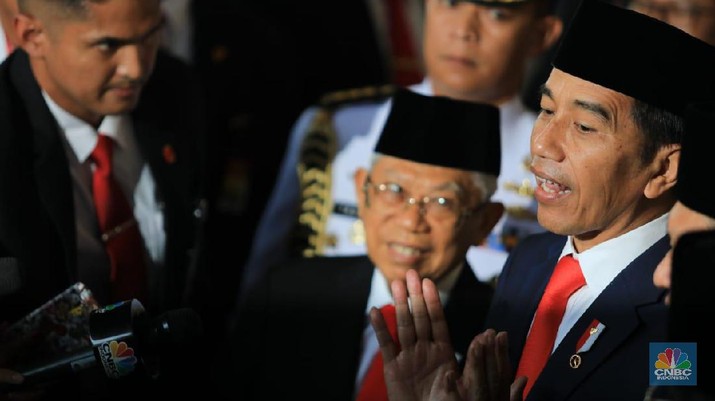 Suasana Ruang Sidang Paripurna saat Pelantikan Presiden dan Wakil Presiden Periode 2019-2024 pada Hari Minggu, 20 Oktober 2019 (CNBC Indonesia/Muhammad Sabki) Suasana Ruang Sidang Paripurna saat Pelantikan Presiden dan Wakil Presiden Periode 2019-2024 pada Hari Minggu, 20 Oktober 2019 (CNBC Indonesia/Muhammad Sabki)