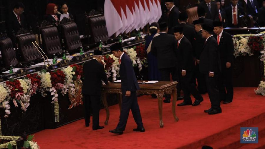 Resmi telah dilantik sebagai presiden untuk periode kedua, Jokowi ungkapkan 5 prioritas pemerintahan kali ini.