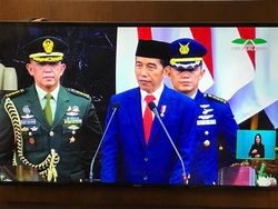 Momen Saat Jokowi Ancam Copot Pejabat yang Tak Serius Momen Saat Jokowi Ancam Copot Pejabat yang Tak Serius
