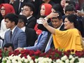 Cerah, Kahiyang Pilih Warna Kuning di Pelantikan Presiden
