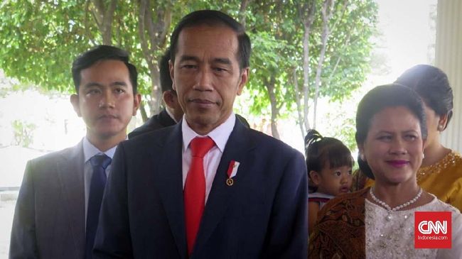 Jokowi Minta Kapolri Baru Tuntaskan Kasus Novel Baswedan
