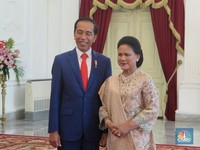 Kado Jokowi untuk Iriana: Durian Mahal Tapi Gak Enak