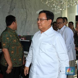 Berkemeja Putih, Prabowo Datangi Istana Ketemu Jokowi