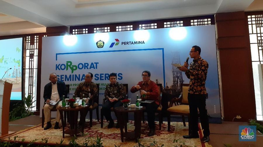 Praktisi migas mengharapkan menteri yang terpilih nantinya tidak terlalu mencampuri bisnis migas terlalu teknis