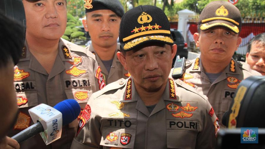 Tito Karnavian resmi diperkenalkan Presiden Joko Widodo sebagai Menteri Dalam Negeri.
