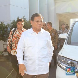 Berkemeja Putih, Prabowo dan Edhy Sambangi Istana Negara
