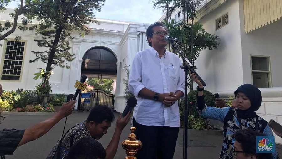 Presiden Joko Widodo (Jokowi) membangkitkan kembali posisi wakil panglima TNI, setelah sebelumnya dihapuskan Presiden ke-4 Abdurrahman Wahid.