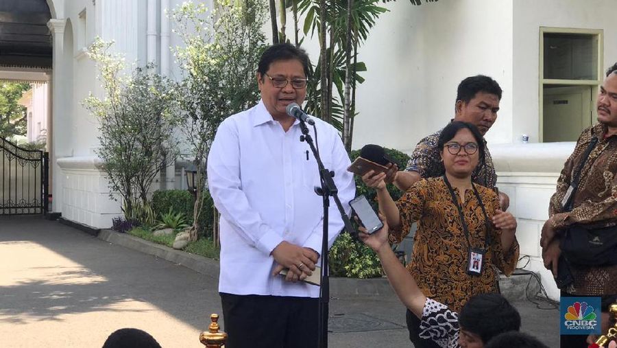 Menteri Koordinator Bidang Perekonomian Airlangga Hartarto mengatakan sedikitnya ada 4 program yang menjadi tugasnya untuk dijalankan.