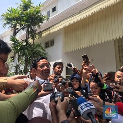 Mahfud MD Terima Pesan Istana Jelang Solat Tahajud