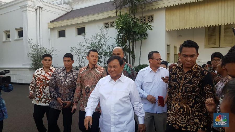 Drama Kabinet Jokowi, Asing Masih Kabur
