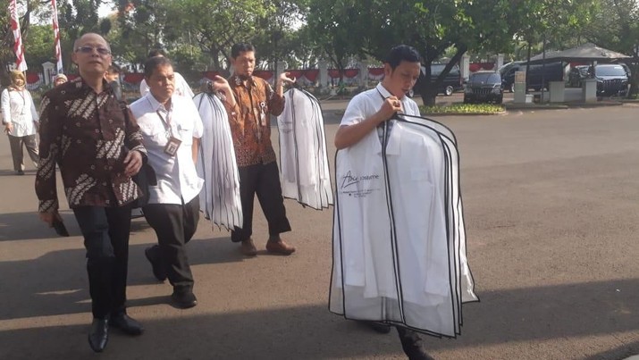 Muhammad Lutfi membantah masuk jajaran menteri Jokowi.