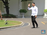 Nadiem Bawa Kabar Gembira untuk Guru Honorer, Simak!