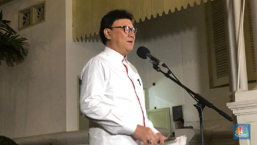 Politisi PDI-P tersebut menyebut ke depan, penerimaan PNS akan disesuaikan dengan kebutuhan.
