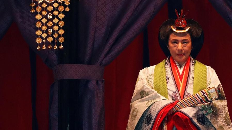 Kaisar Jepang Naruhito secara resmi mengumumkan kenaikannya ke atas takhta dalam upacara tradisional.