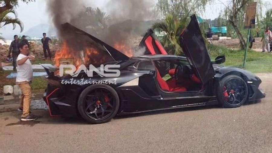 Mobil tersebut baru saja dipacu di Sirkuit Sentul bersama dengan pembalap Formula 2 Sean Gelael yang menggunakan muscle car.