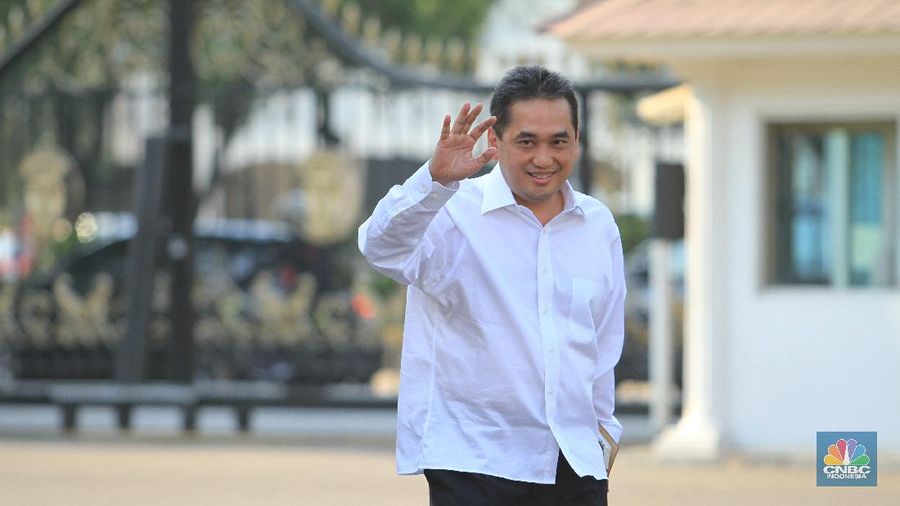 Selepas pertemuan, Agus mengaku ditugaskan presiden menjadi salah satu menteri di bidang ekonomi.