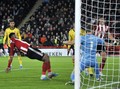 FOTO: Tim Promosi Bikin Arsenal Frustrasi di Liga Inggris