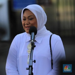 Catat! Uang Pemanis 5 Kali Gaji untuk Buruh Perusahaan Besar