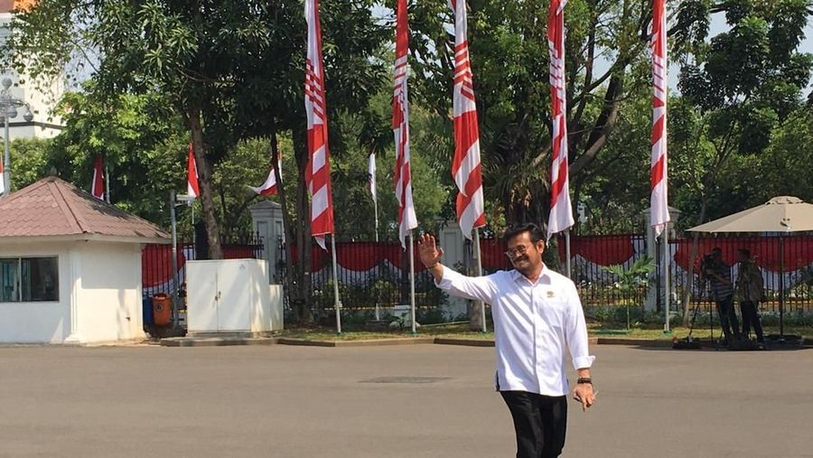 Syahrul merupakan mantan gubernur Sulawesi Selatan.