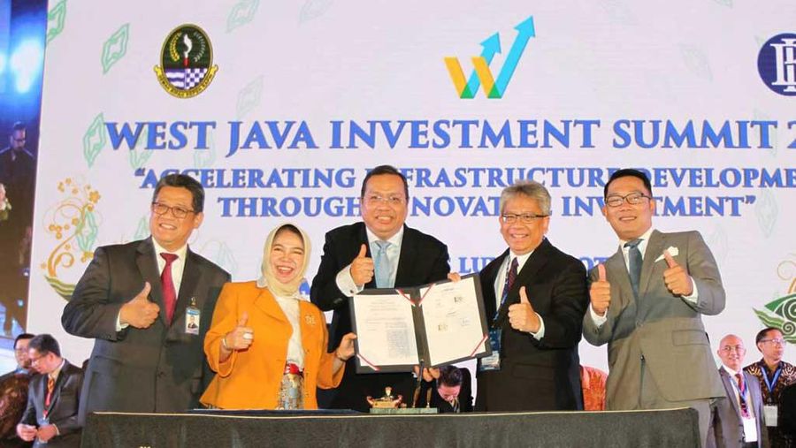 Bank bjb menjalin kerja sama dengan Pemerintah Provinsi Jawa Barat dan PT Perusahaan Pengelola Aset (Persero) pada West Java Investment Summit.