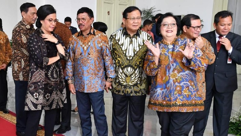 Suasana akrab tampak terlihat sebelum pengumuman pagi ini.