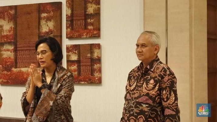 Melting! Ungkapan Khusus Sri Mulyani ke Suami Tercinta