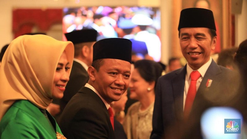 Menteri dan para pendamping Para Menteri Kabinet Indonesia Maju.