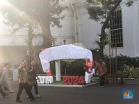 Berwajah Semringah, Calon-calon Menteri Jokowi Tiba di Istana