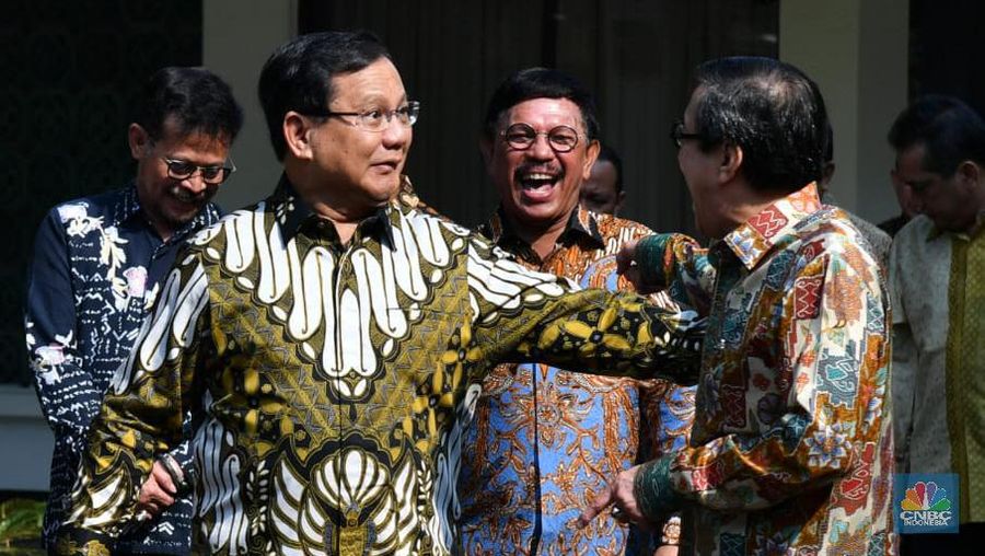 Suasana akrab tampak terlihat sebelum pengumuman pagi ini.