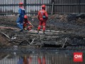 Petugas Sterilisasikan Lokasi Pipa Pertamina Terbakar Cimahi
