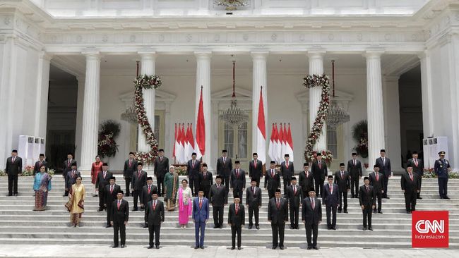 Rangkap Jabatan Dan Gaji Dobel Pejabat Istana Era Jokowi Rangkap Jabatan Dan Gaji Dobel Pejabat Istana Era Jokowi