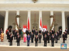 Terungkap! Alasan Jokowi Tak Pilih Menteri Umur 20an Tahun