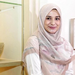 Kue Artis Runtuh & Kasus Irwansyah, Ini Kata Shiren Sungkar