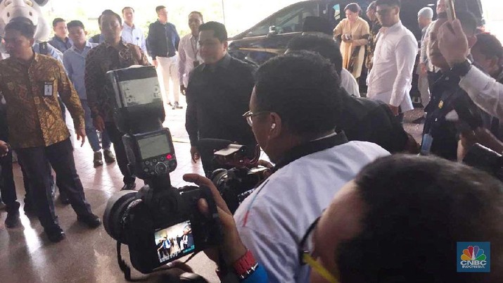 Dilantik Pagi, Sore Erick Thohir Sudah Punya ID Menteri BUMN Baru dilantik tadi pagi, Erick Thohir rupanya sudah punya kartu identitas (ID Card) khusus kementerian BUMN.