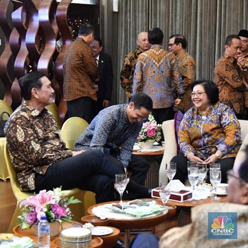 Akrab! Ini Momen Canda Prabowo, Sri Mulyani, dan Luhut