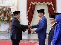 Covid-19, Prabowo: Ini Perang Lawan Musuh yang tak Kelihatan
