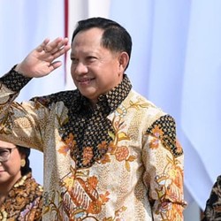 Tito Karnavian Minta Produsen Miras Bantu Lawan Corona