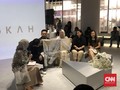 Ria Miranda Rancang Hijab dengan Bantuan Teknologi AI