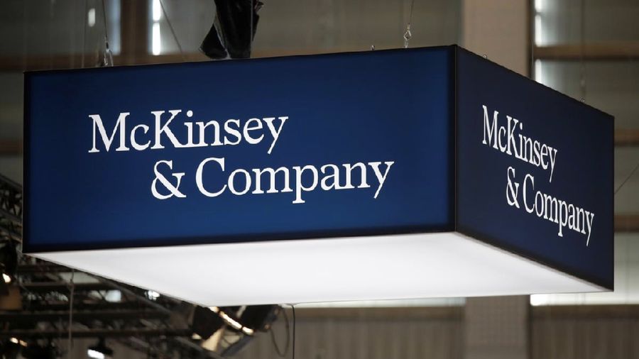 Hasil survei dari lembaga konsultan McKinsey & Co. menyatakan bahwa separuh dari bank-bank dunia sudah berada di posisi yang lemah.