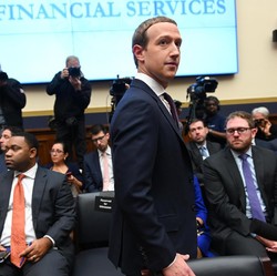 Mark Zuckerberg Disidang Kongres AS atas Mata Uang Libra
